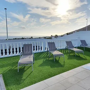Stunning Sea View With 6 Bedrooms & Heated Pool - Renaissance Villa Playa Blanca (Lanzarote)